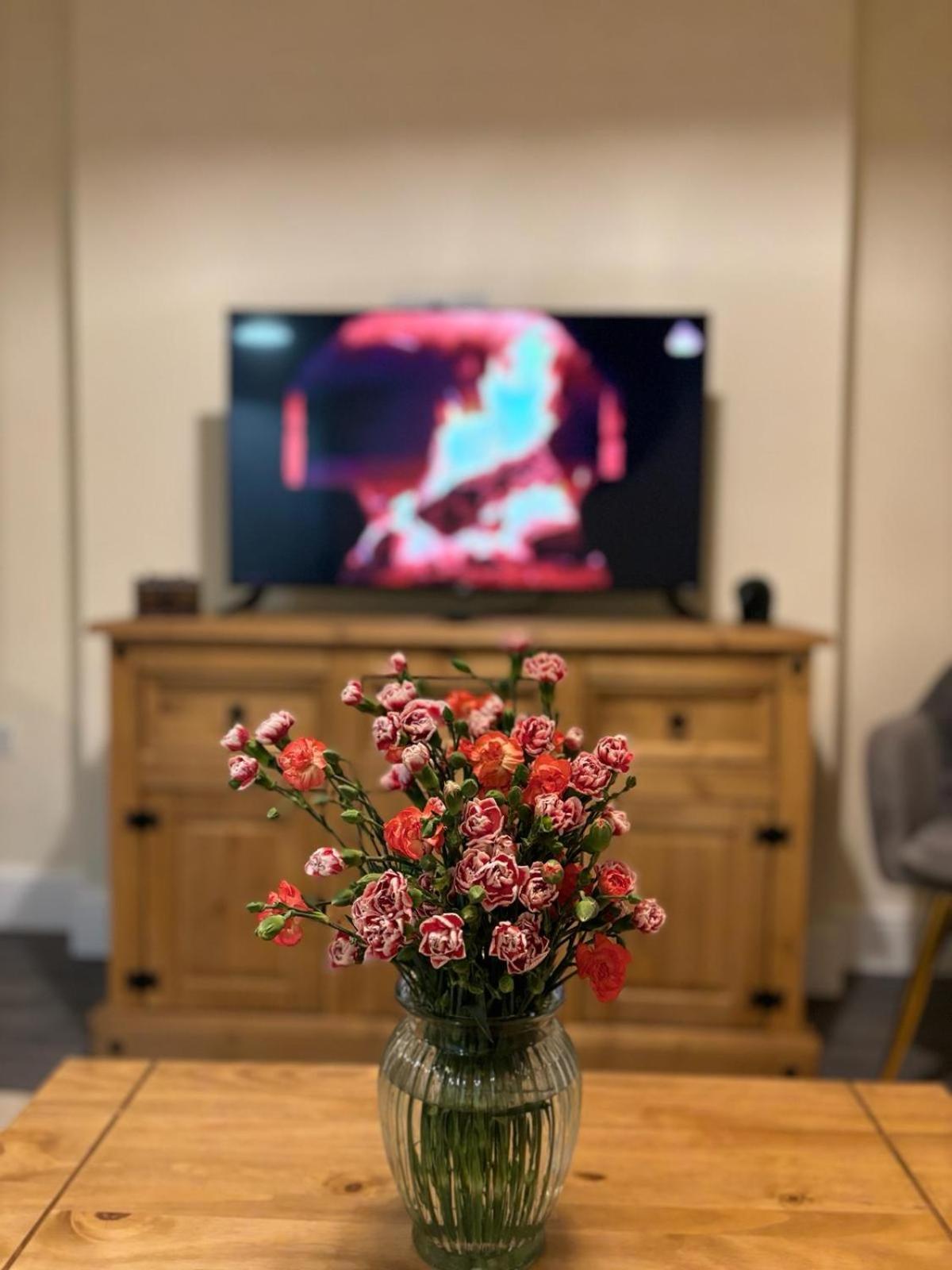 Cardiff/Pernath Home2 外观 照片